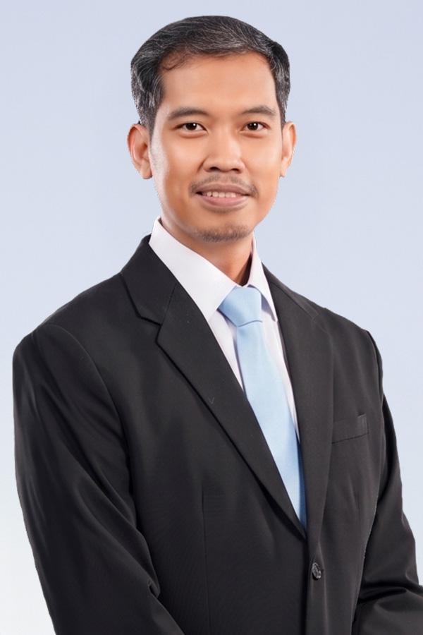 Dwi Adi Nugroho - MEMBER OF INVESTMENT AND RISK MANAGEMENT COMMITTEE