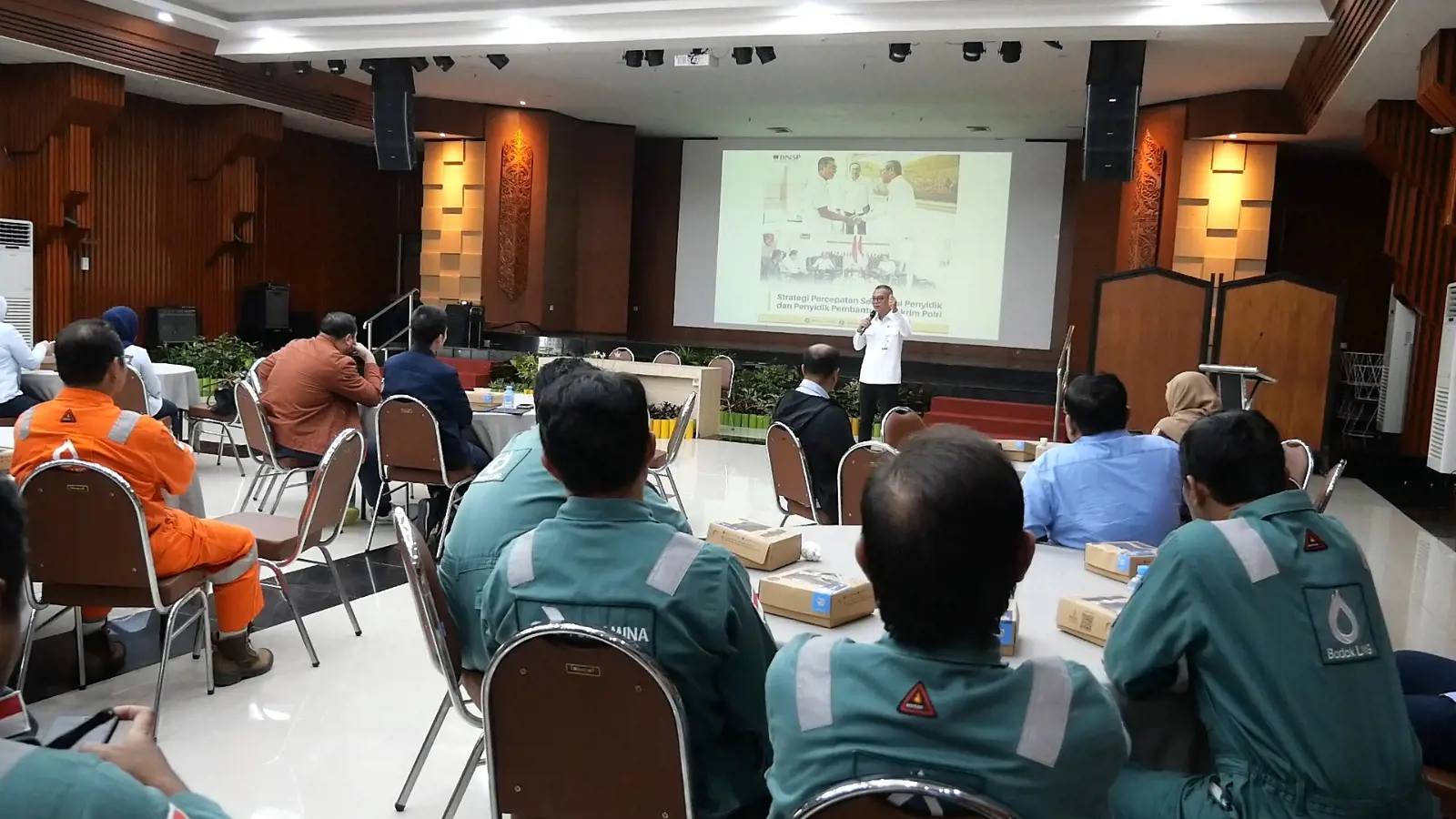 Wujudkan SDM Unggul dan Kompeten, Badak LNG Selenggarakan Seminar Kebijakan Terbaru BNSP