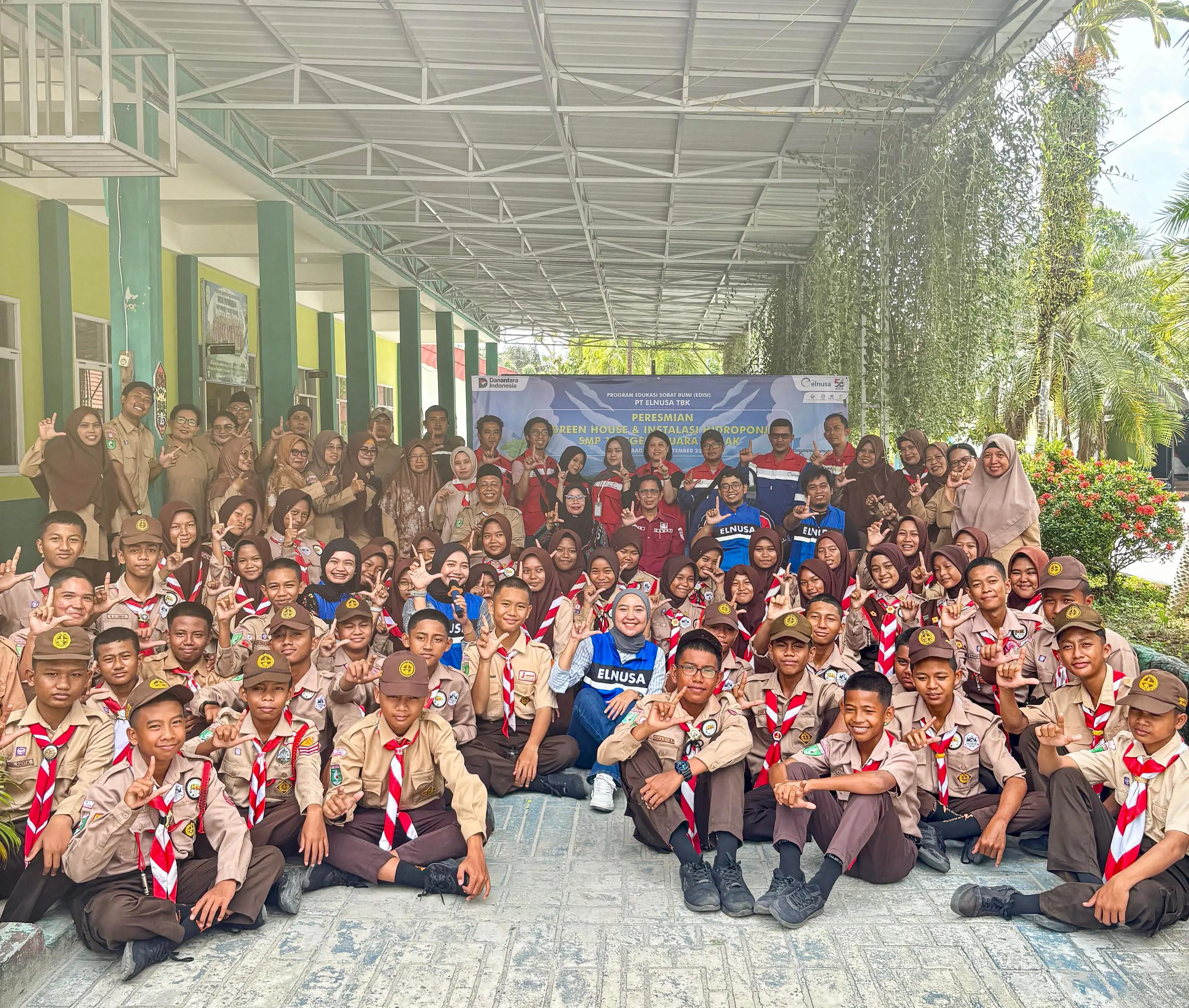 Menanam Harapan, Merawat Masa Depan, Elnusa Hadirkan Green House untuk Generasi Peduli Lingkungan di SMPN 1 Muara Badak